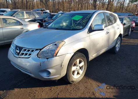 2013 Nissan Rogue S z USA, uszkodzony, nr VIN JN8AS5MV4DW659112